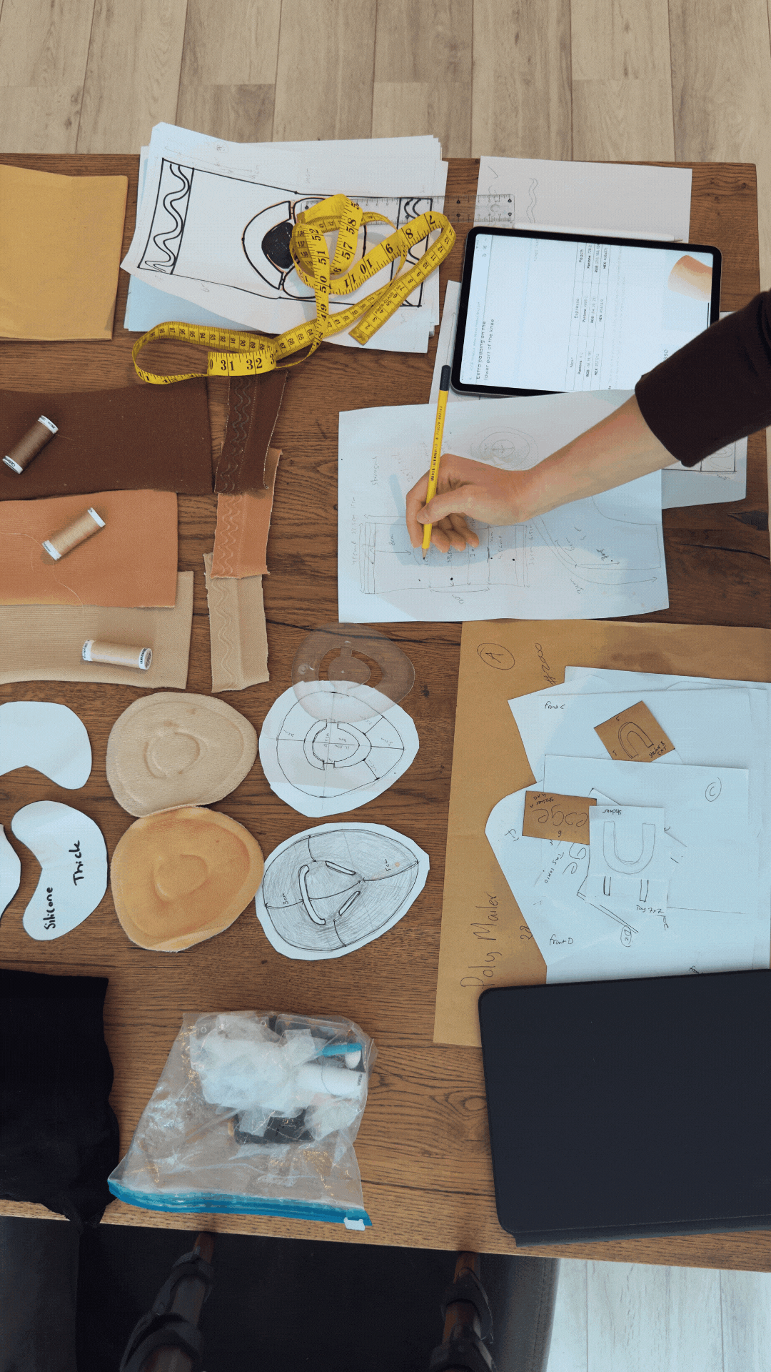 Design process for the figure skating Edge Athletica knee pads